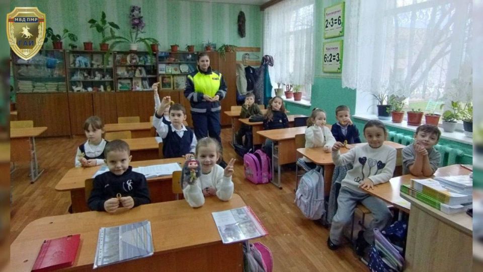 О безопасности на дороге – детям О безопасности на дороге – детям