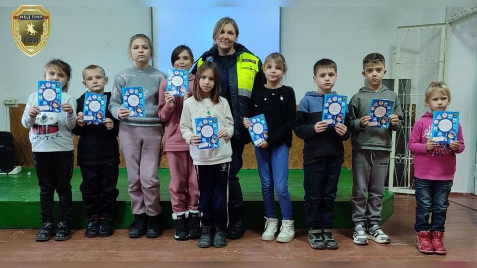 О безопасности на дороге – детям О безопасности на дороге – детям