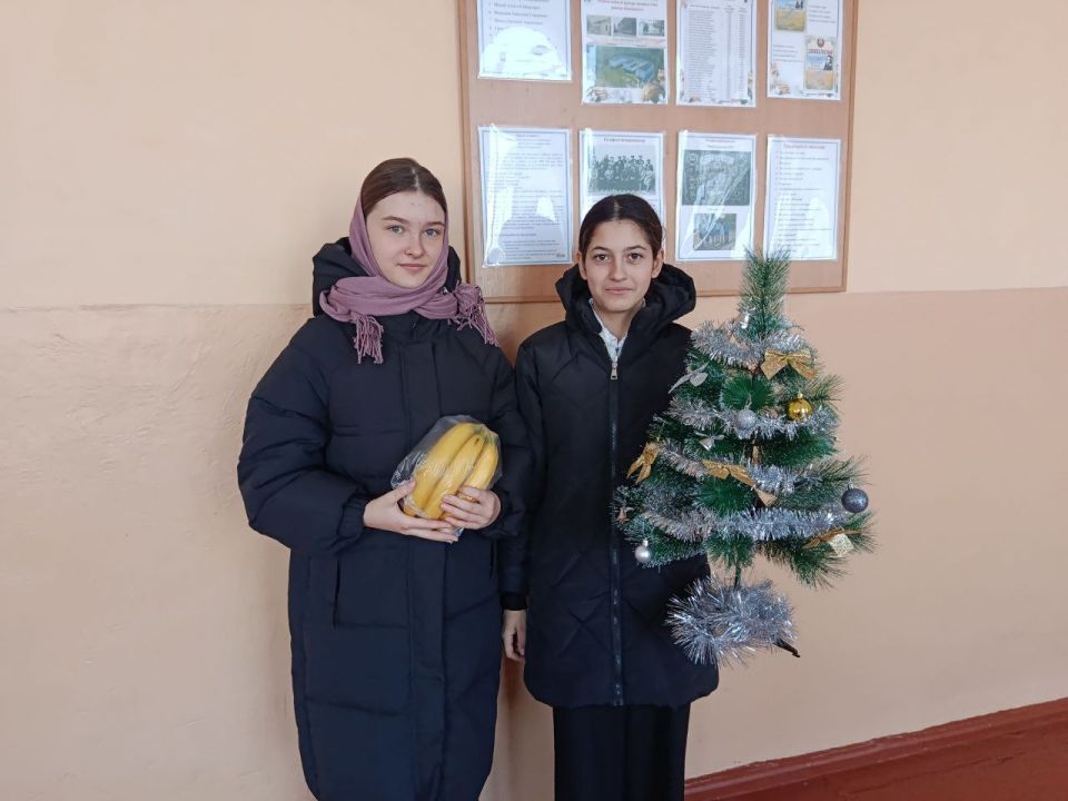 «Волонтёры Победы» поздравили с наступающим Новым годом ветерана из Спеи (Григориопольский район) Дарью Старых «Волонтёры Победы» поздравили с наступающим Новым годом ветерана из Спеи (Григориопольский район) Дарью Старых