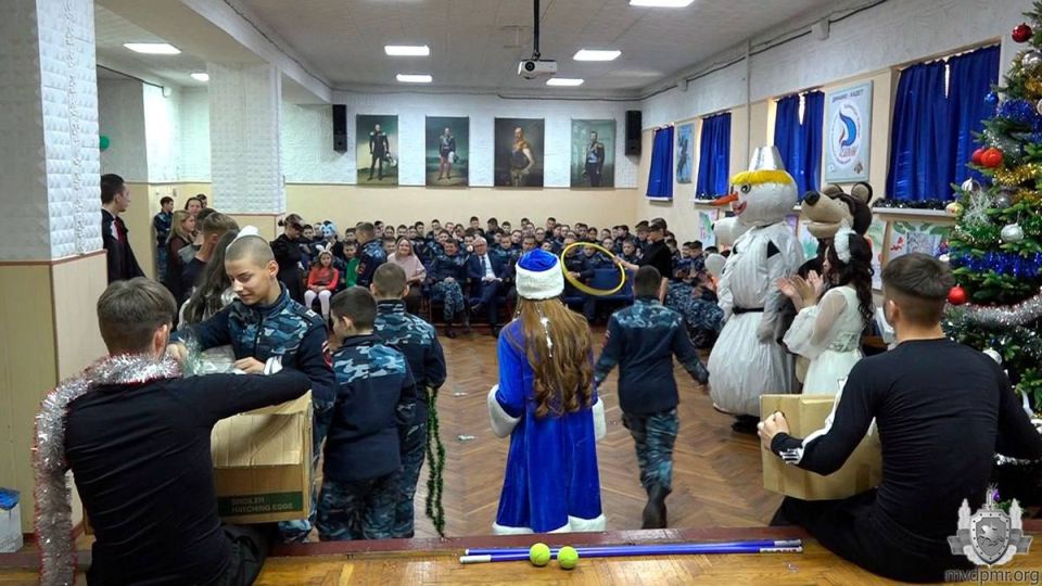 Дружба побеждает. Новый год в РКК Дружба побеждает. Новый год в РКК