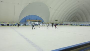 Ледовый каток в Тирасполе переходит на праздничный график