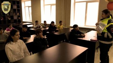 � ������������ �� ������ � �����