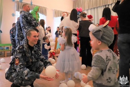 Праздник в Доме ребёнка. В Республиканском специализированном Доме ребёнка 26 декабря состоялся новогодний утренник