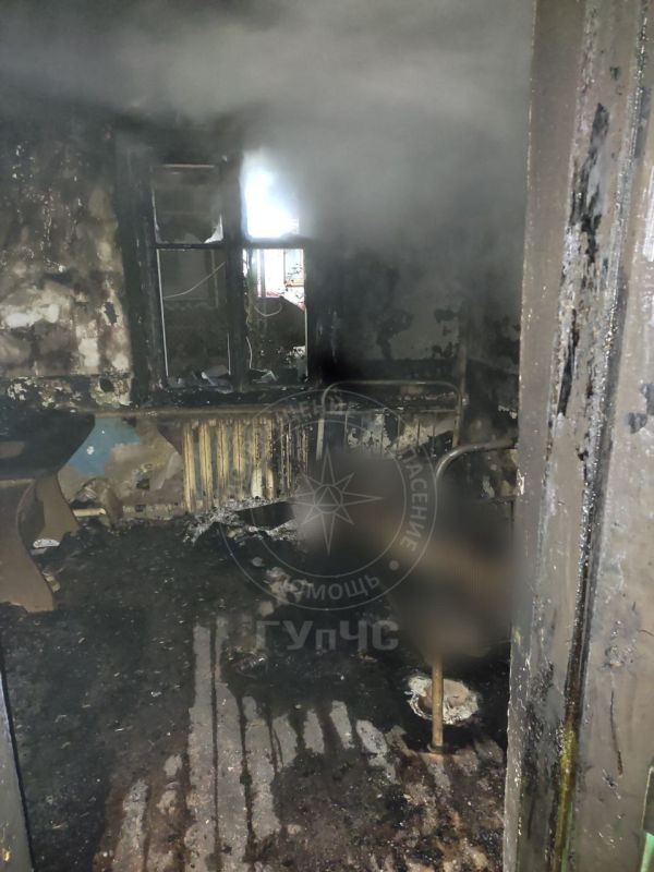 ТРАГЕДИЯ В ТЕРНОВКЕ. Около полуночи, 26 декабря, жильцы Терновки увидели дым из соседнего дома и вызвали пожарных ТРАГЕДИЯ В ТЕРНОВКЕ. Около полуночи, 26 декабря, жильцы Терновки увидели дым из соседнего дома и вызвали пожарных