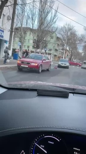 ДТП в Тирасполе у почты. Видео из соцсетей
