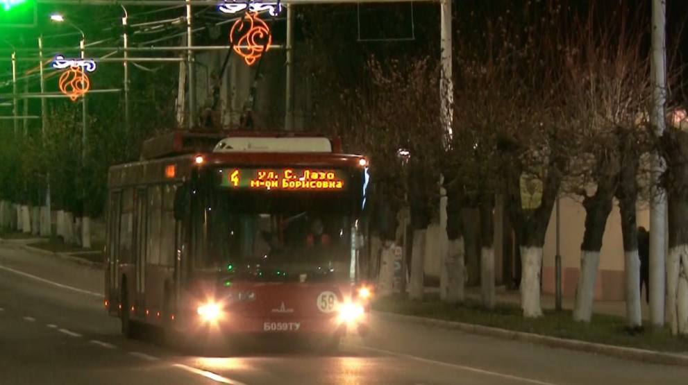 В новогоднюю ночь маршрутки и троллейбусы в Бендерах будут ходить до 4 утра