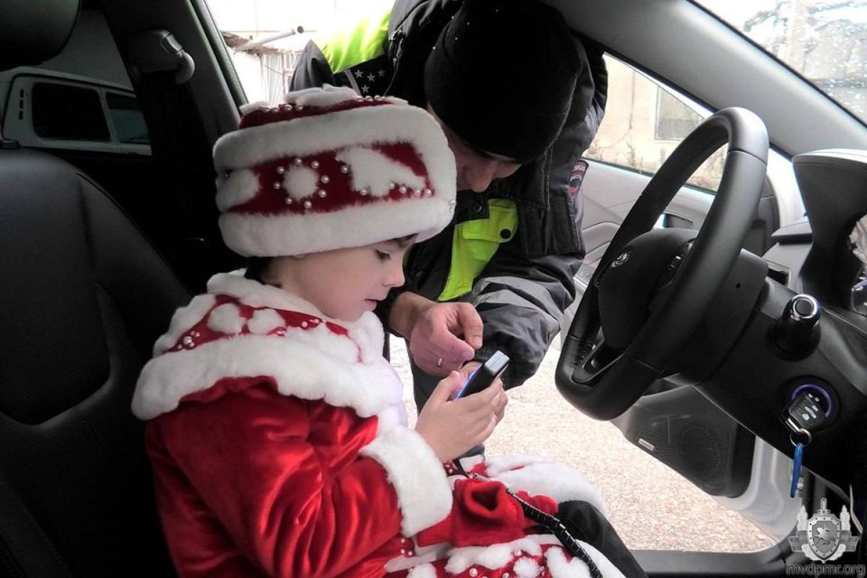 Новогодние поздравления милиционерам Новогодние поздравления милиционерам