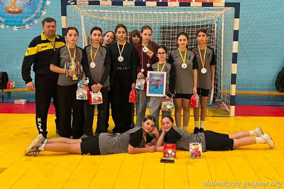 ���������� ���� �4 ��������� ��� ������ ��������