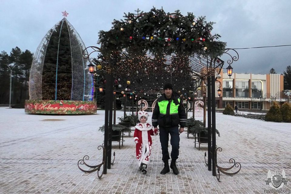Новогодние поздравления милиционерам Новогодние поздравления милиционерам
