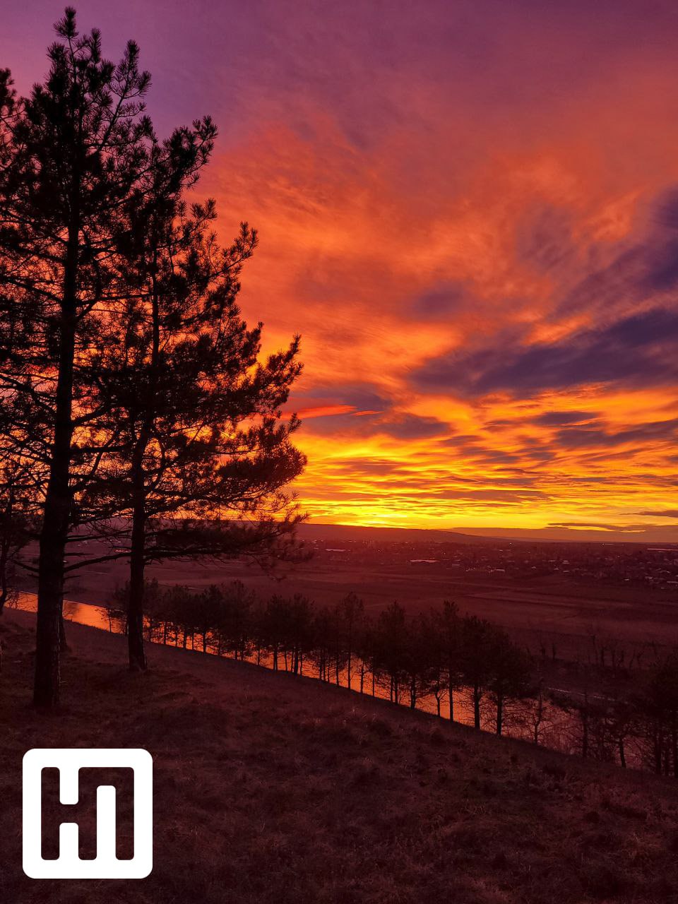 Продолжаем делиться сказочными красками заката Продолжаем делиться сказочными красками заката