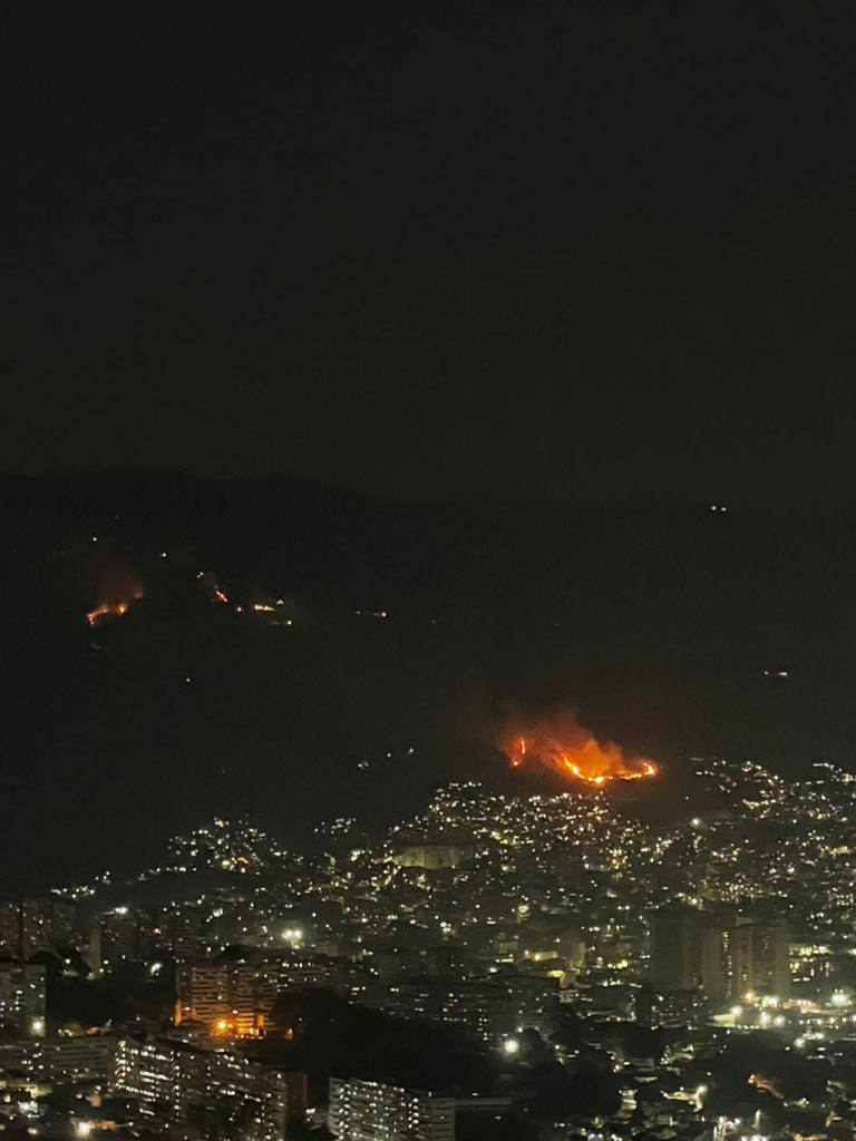 США начали военную операцию против президента Венесуэлы Николаса Мадуро