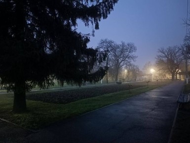 Серо и сыро. Туман окутал город на целый день