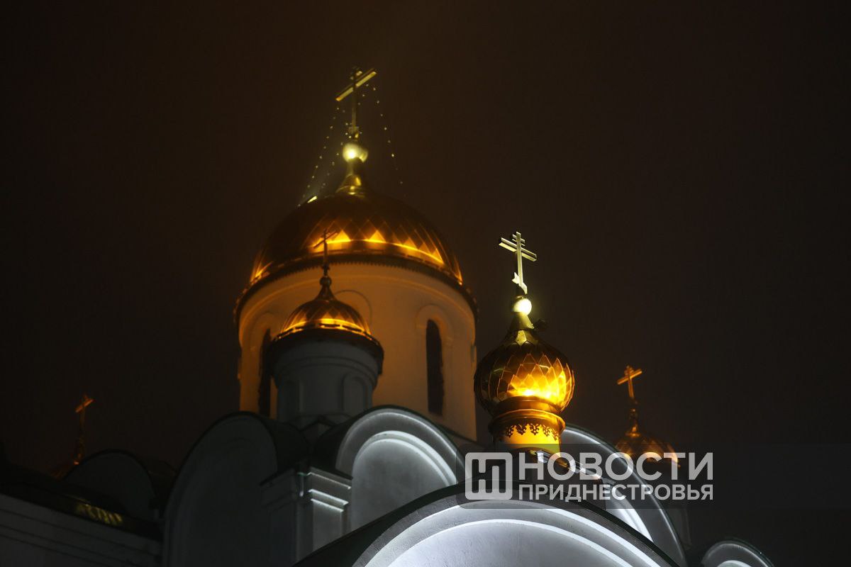 В храмах Приднестровья идут рождественские богослужения В храмах Приднестровья идут рождественские богослужения