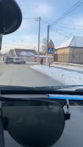 Утреннее ДТП в Дубоссарах. Дороги сейчас скользкие, водителям нужно быть осторожнее