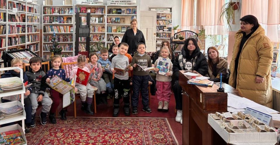 С детства с книгой – ярче каждый день!