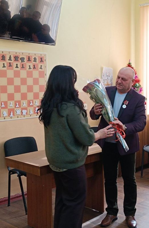 65-летний юбилей отмечает директор столичной СДЮШОР №3 Александр Емельянов