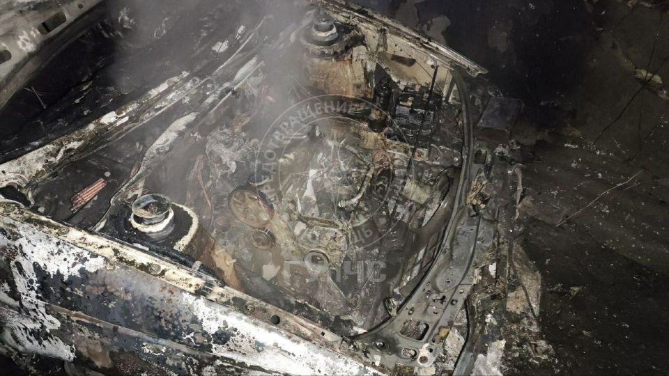 В СЕВЕРИНОВКЕ СГОРЕЛ ФОЛЬКСВАГЕН В СЕВЕРИНОВКЕ СГОРЕЛ ФОЛЬКСВАГЕН