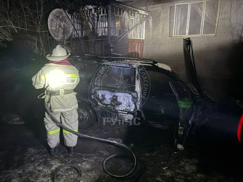 В СЕВЕРИНОВКЕ СГОРЕЛ ФОЛЬКСВАГЕН В СЕВЕРИНОВКЕ СГОРЕЛ ФОЛЬКСВАГЕН