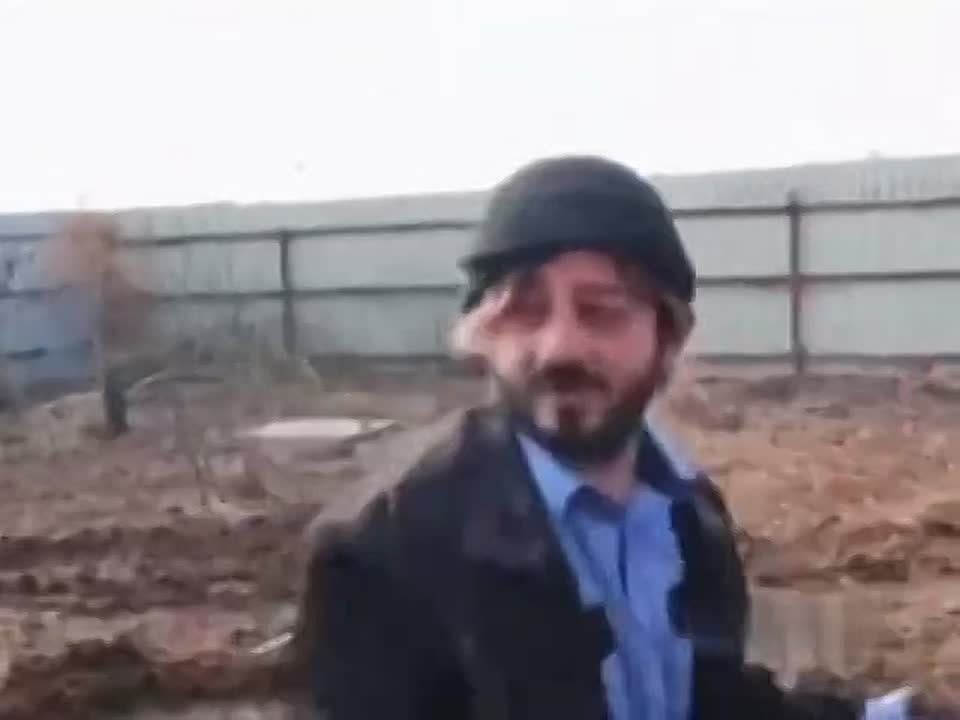 Единственный Гренландский пограничник встречает американские войска