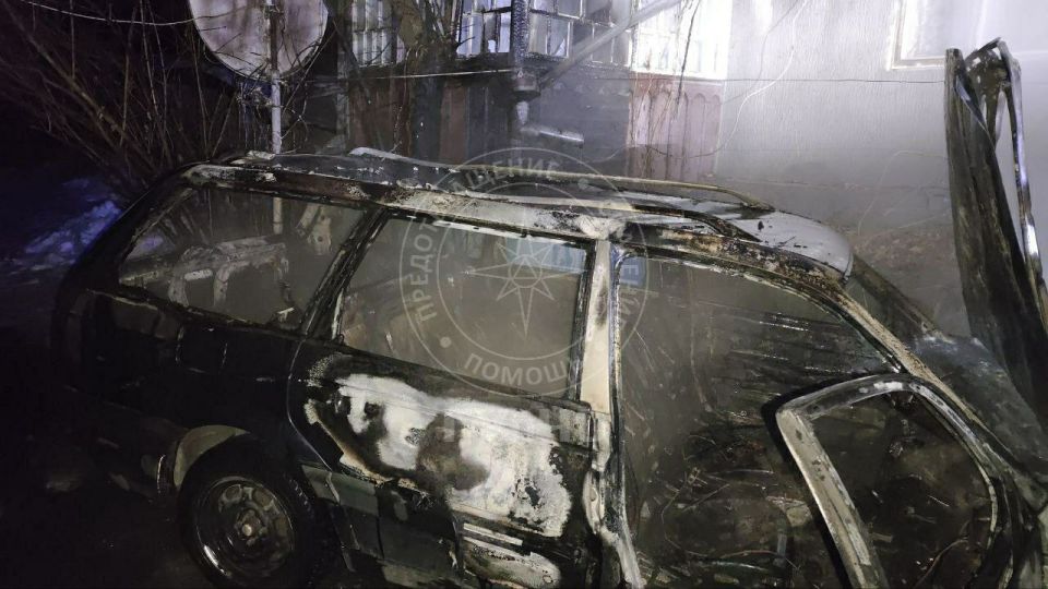 В СЕВЕРИНОВКЕ СГОРЕЛ ФОЛЬКСВАГЕН В СЕВЕРИНОВКЕ СГОРЕЛ ФОЛЬКСВАГЕН