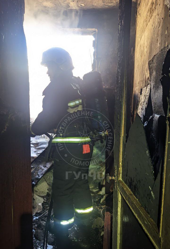 ПОЖАР ВСТОЛИЦЕ: МУЖЧИНА ПОЛУЧИЛ ОЖОГИ ПОЖАР ВСТОЛИЦЕ: МУЖЧИНА ПОЛУЧИЛ ОЖОГИ