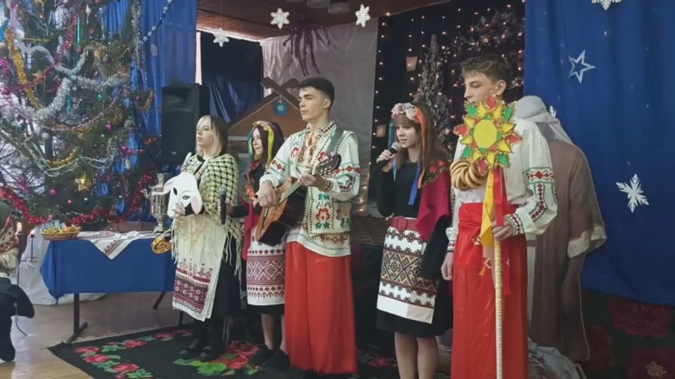 В селе Гиска звучат святочные колядки