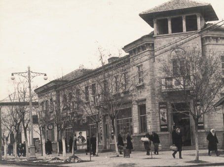 Бывший магазин "Ауреола", ныне Гастроном