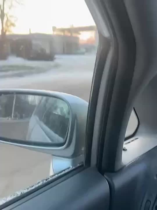 Бендеры. Шелковый. Заправка. Пол машины нет