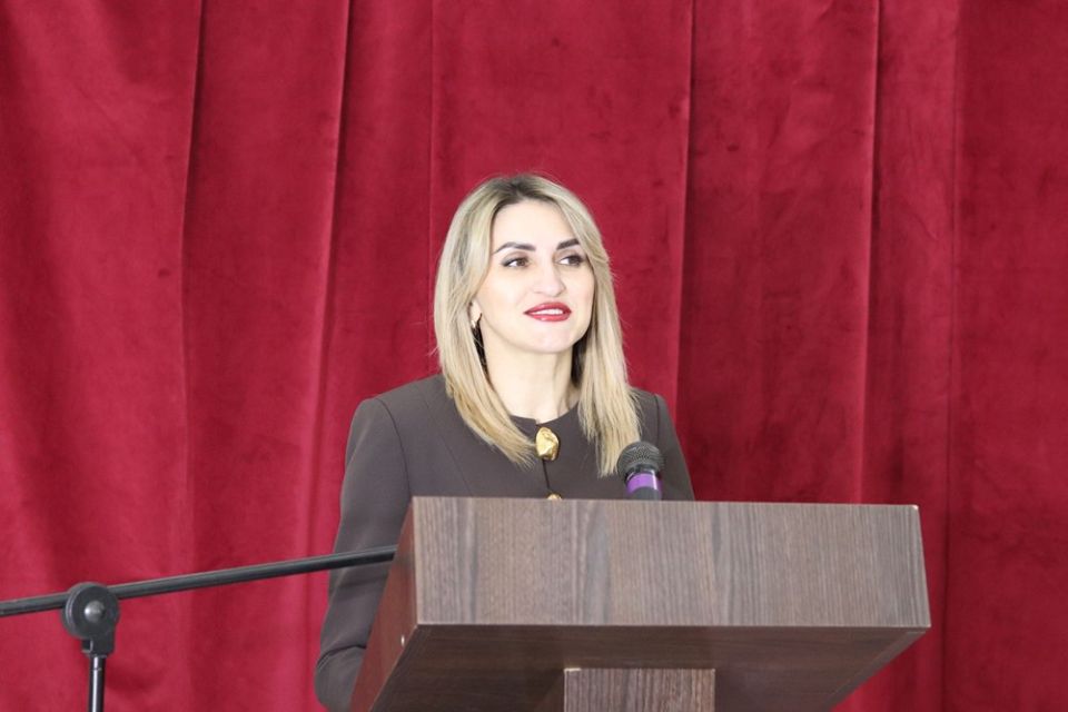 ����������� ������ ������ � ������ � 20 ���