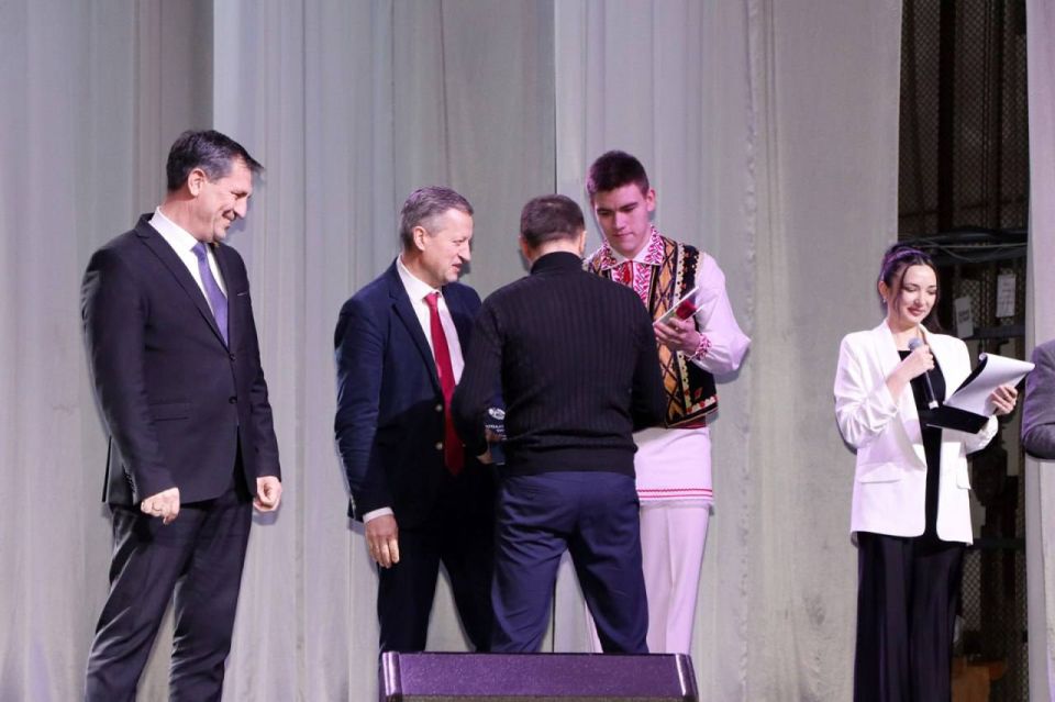 ��� ������������������� � 50 ���