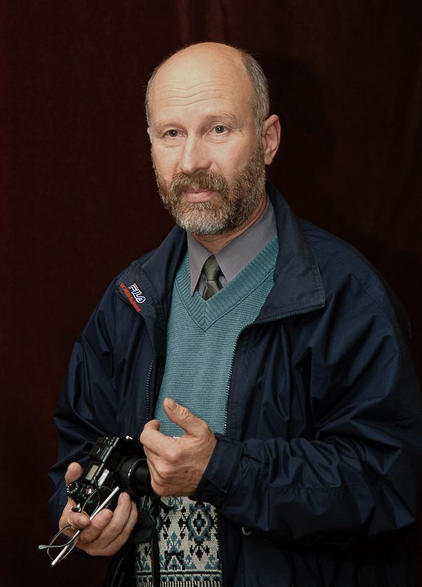 Жизнь Владимира Масленникова неразрывно связана с газетой - от первых публикаций до должности главного редактора