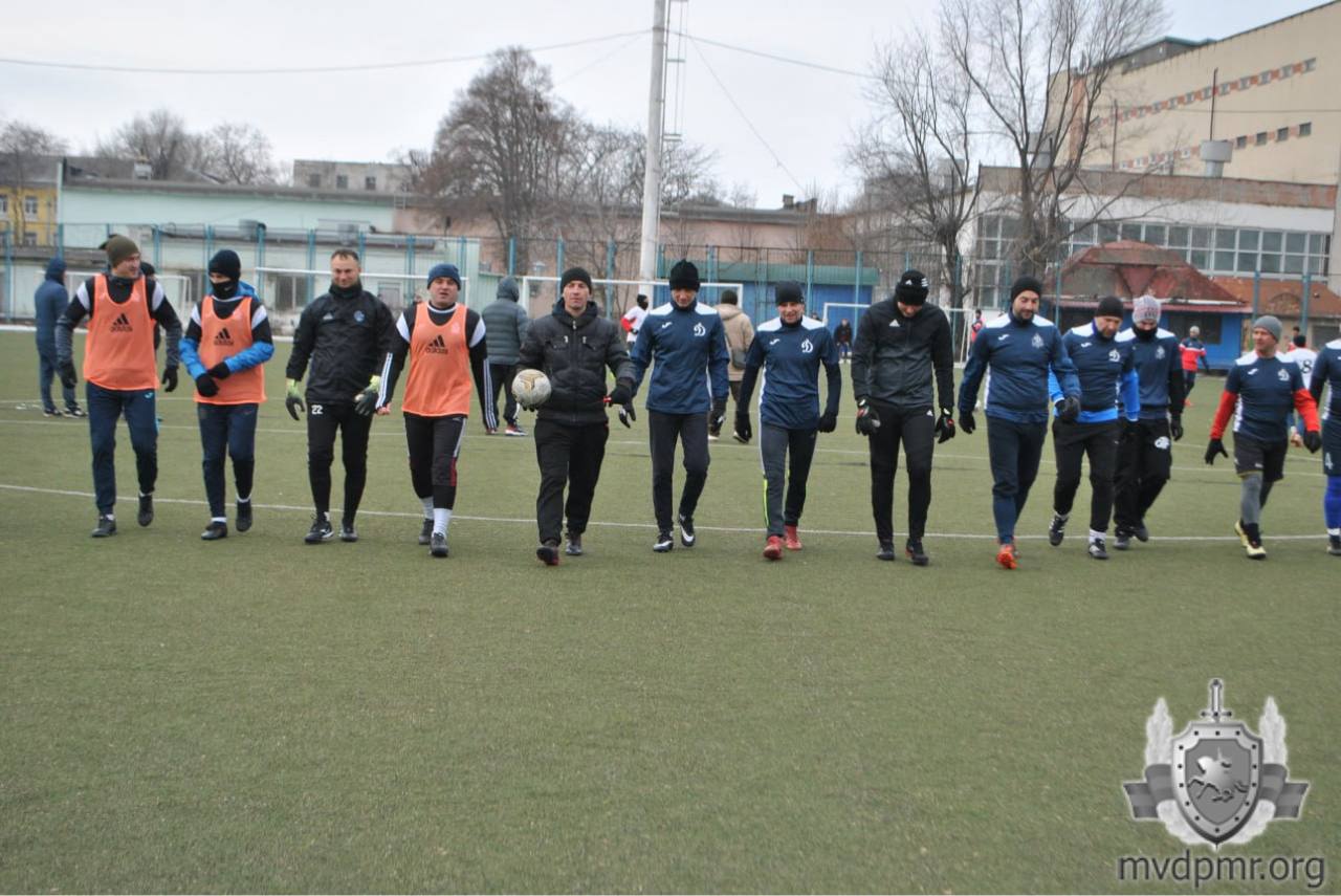 Футбол без компромиссов. В рамках третьего тура футбольного турнира «Ярна-2026» на поле 24 января вышли три состава ФК «Динамо-Слободзея» Футбол без компромиссов. В рамках третьего тура футбольного турнира «Ярна-2026» на поле 24 января вышли три состава ФК «Динамо-Слободзея»