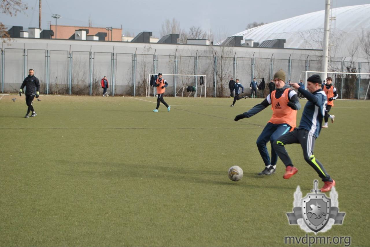 Футбол без компромиссов. В рамках третьего тура футбольного турнира «Ярна-2026» на поле 24 января вышли три состава ФК «Динамо-Слободзея» Футбол без компромиссов. В рамках третьего тура футбольного турнира «Ярна-2026» на поле 24 января вышли три состава ФК «Динамо-Слободзея»