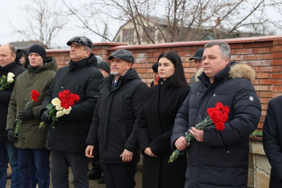 27 ������ � ������������� ���� ������ ����� ���������