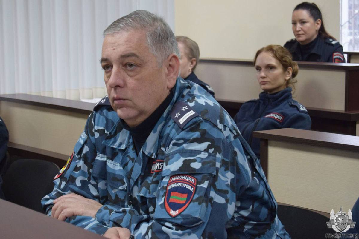 Четверть века на службе закону Четверть века на службе закону