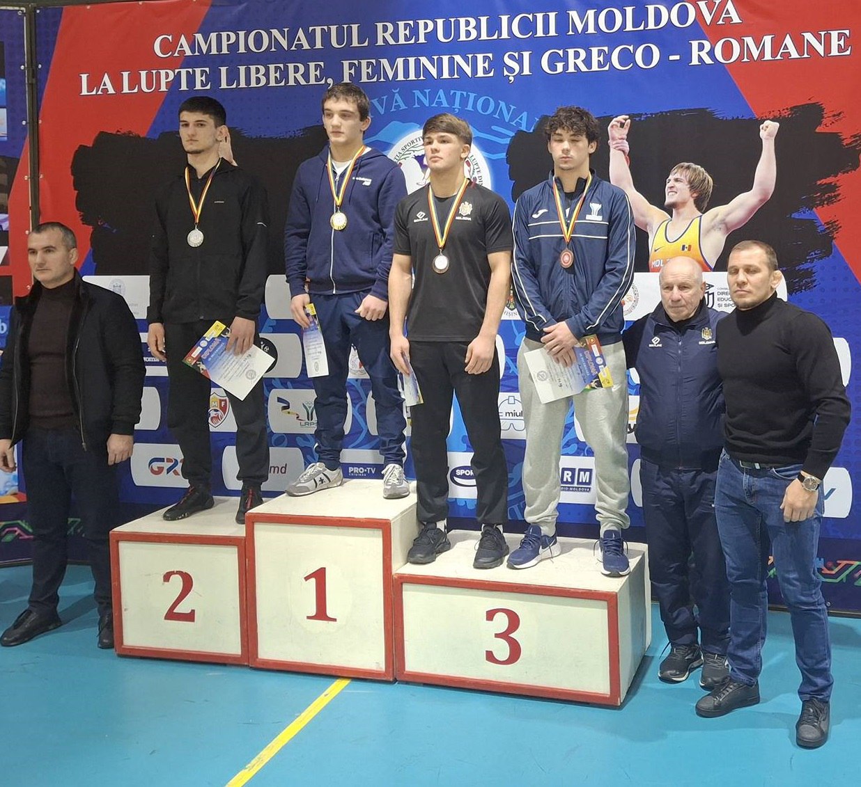 Александр Гайдарлы все схватки выиграл с сухим счетом Александр Гайдарлы все схватки выиграл с сухим счетом