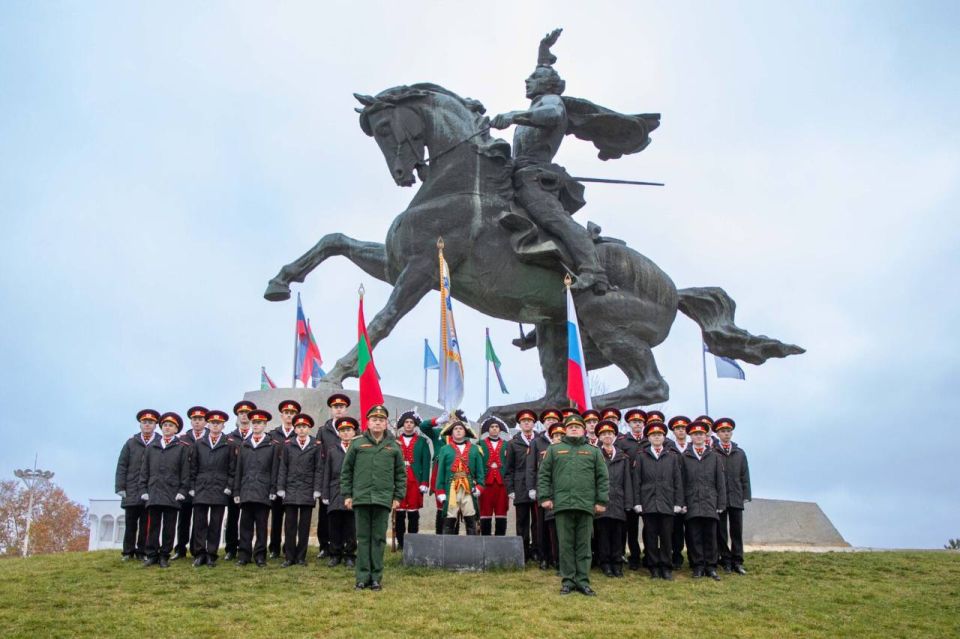 9 ЛЕТ НАЗАД НАЧАЛАСЬ ИСТОРИЯ ТИРАСПОЛЬСКОГО СУВОРОВСКОГО ВОЕННОГО УЧИЛИЩА 9 ЛЕТ НАЗАД НАЧАЛАСЬ ИСТОРИЯ ТИРАСПОЛЬСКОГО СУВОРОВСКОГО ВОЕННОГО УЧИЛИЩА