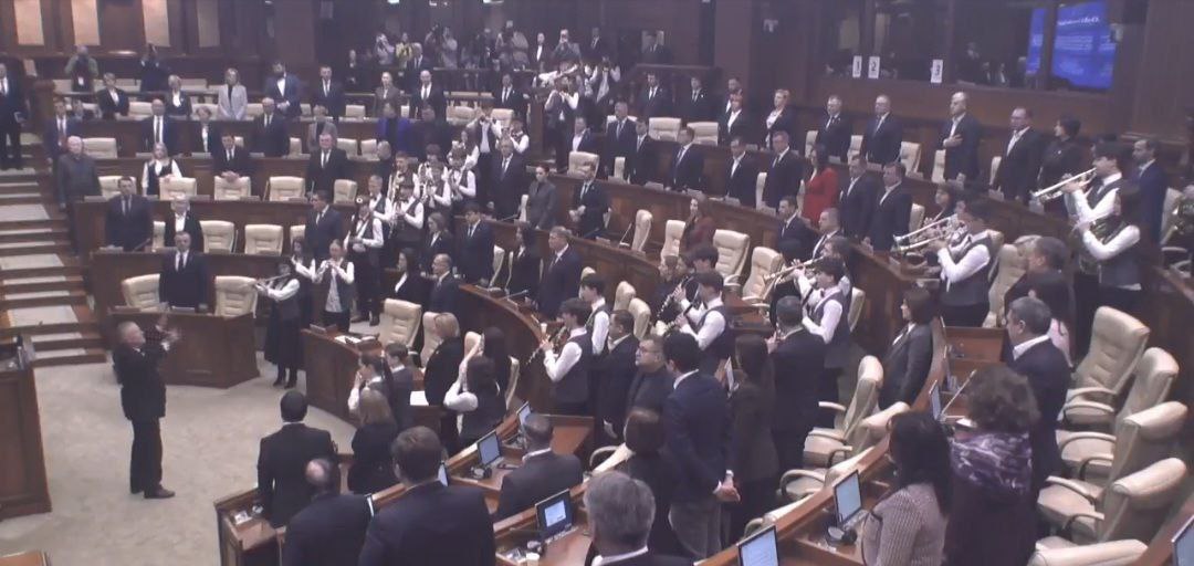 Это ппц. В стране куча нерешенных проблем: нищета, проблемы аграриев, тарифы, энергетика, демографический кризис Это ппц. В стране куча нерешенных проблем: нищета, проблемы аграриев, тарифы, энергетика, демографический кризис