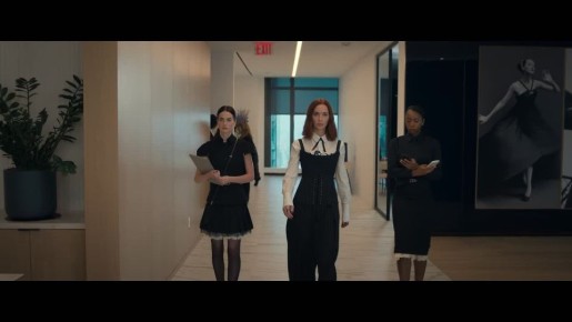 ����� ������ ������� ������ ������� ����� Prada 2�