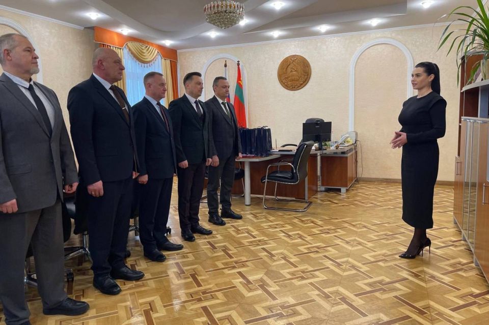 Председатель Верховного Совета Татьяна Залевская встретилась с руководителями районных и городских советов Председатель Верховного Совета Татьяна Залевская встретилась с руководителями районных и городских советов
