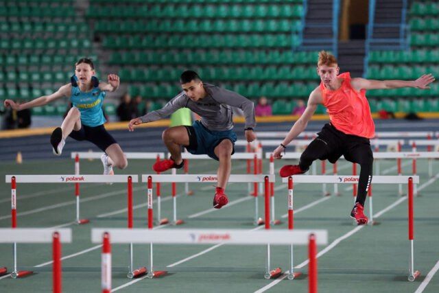 ������� ����������� ������������� � ��������