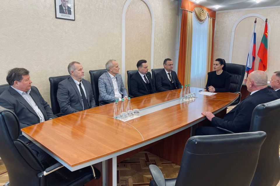 Председатель Верховного Совета Татьяна Залевская встретилась с руководителями районных и городских советов