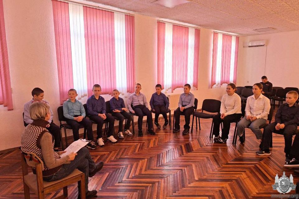 Макаренцы учились выходить из конфликтов Макаренцы учились выходить из конфликтов