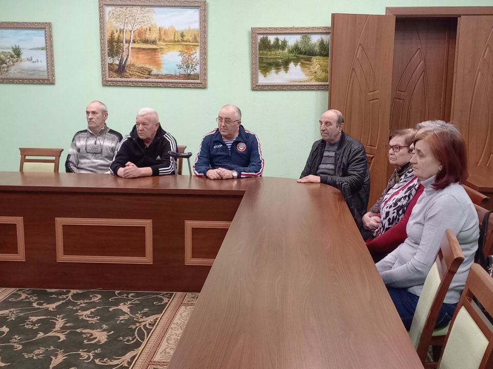 ����� �������� ������ ����� ���������� � �������-������������������� � ������� �������� ������-��������