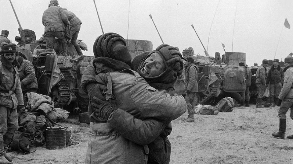 15 февраля 1989 года завершился вывод советских войск из Афганистана - так закончилась почти десятилетняя война, оставившая глубокий след в судьбах тысяч людей