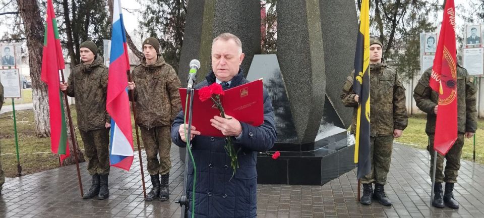 37 ��� �����, 15 �������, ��������� ������� ��������� ����� �������� ���������� �����������