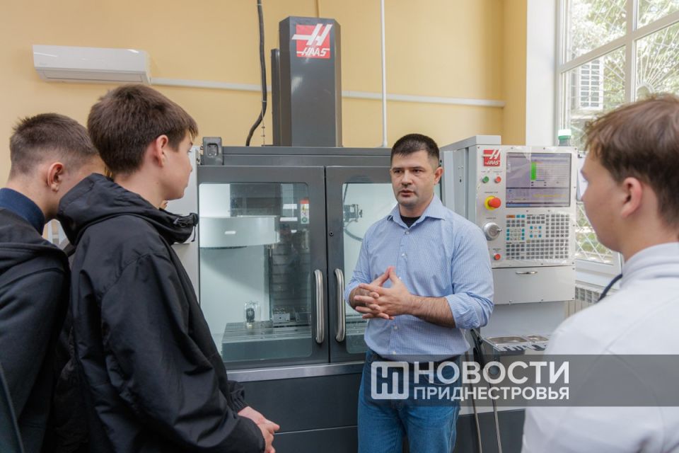 �����������, ��������� ������� �����, ����� ����������� �� 50 �� ��� (����� 400 ������) �� ������� �������������