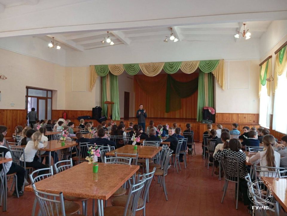 Детям – о безопасности. Операция «Тонкий лёд» включает с себя не только патрулирование водоёмов Детям – о безопасности. Операция «Тонкий лёд» включает с себя не только патрулирование водоёмов