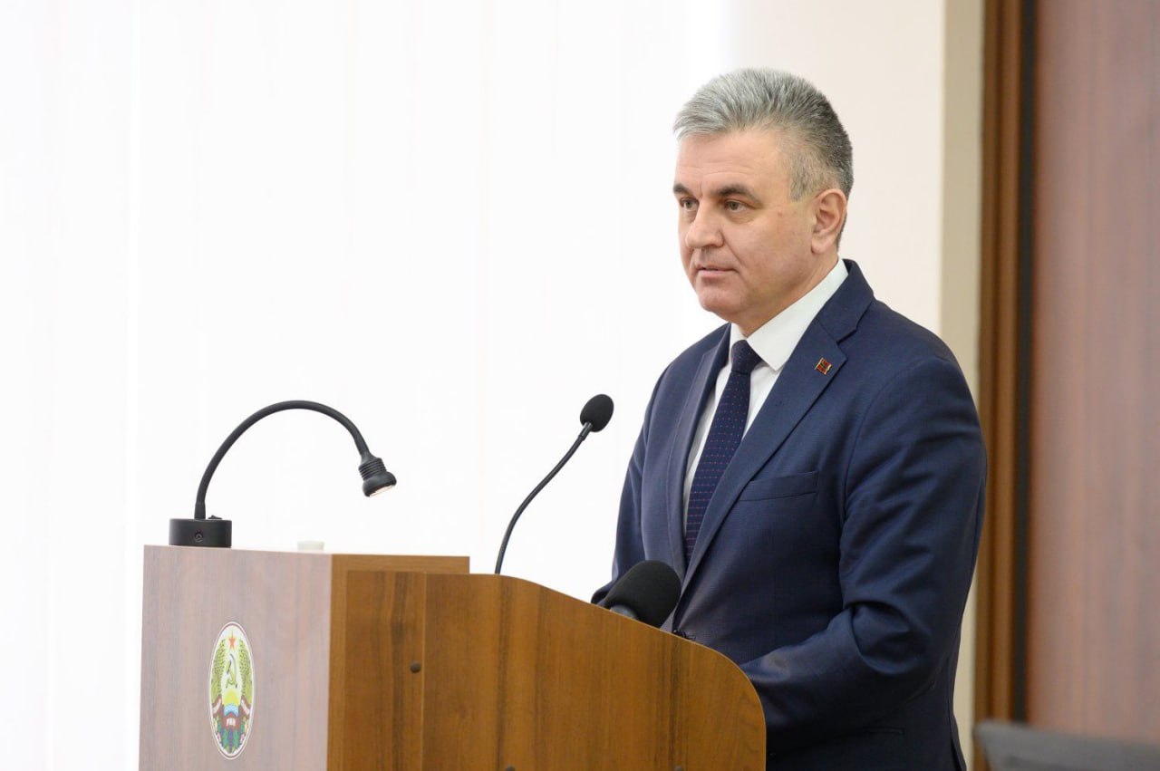 Президент принял участие в заседании Военной коллегии Президент принял участие в заседании Военной коллегии