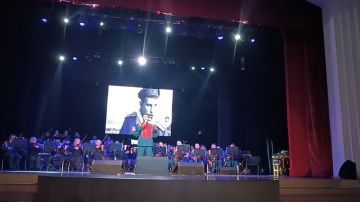 Немного атмосферы концерта! Браво артистам!